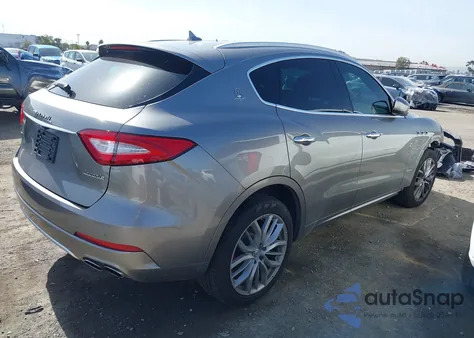 2019 Maserati Levante Granlusso z USA, uszkodzony, nr VIN ZN661XUL6KX337396